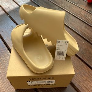 Adidas Yeezy Slide Desert Sand UNISEX